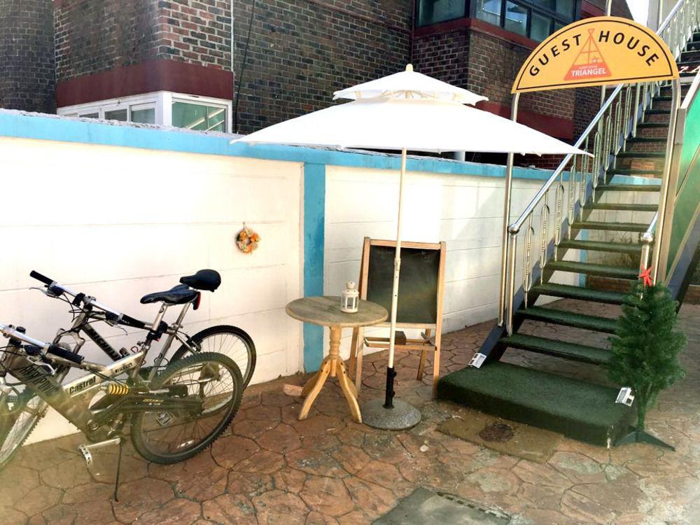 Triangel Pensión Hongdae Seúl Exterior foto